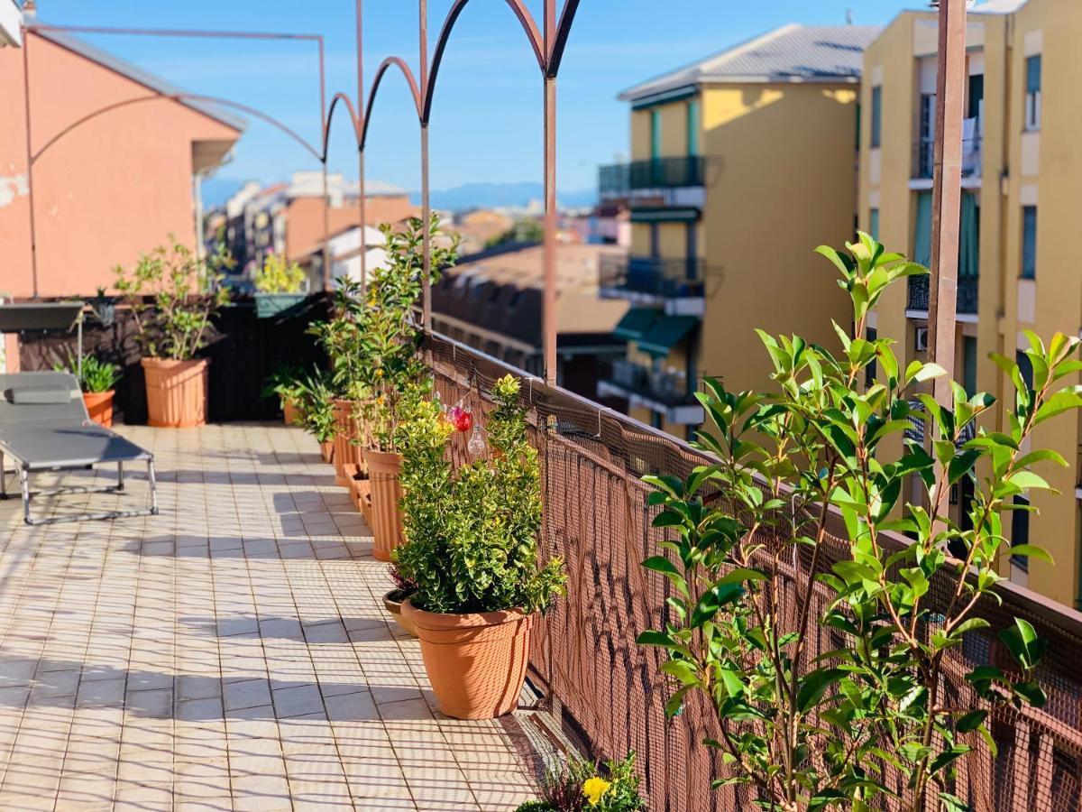 B&Bmagichouse Novara Exterior photo